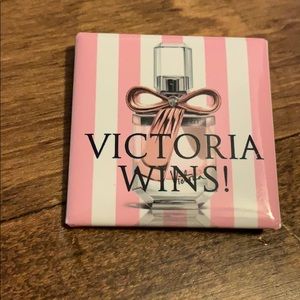 Victoria’s Secret Pink Victoria wins